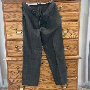 Size 6 GAP women trousers